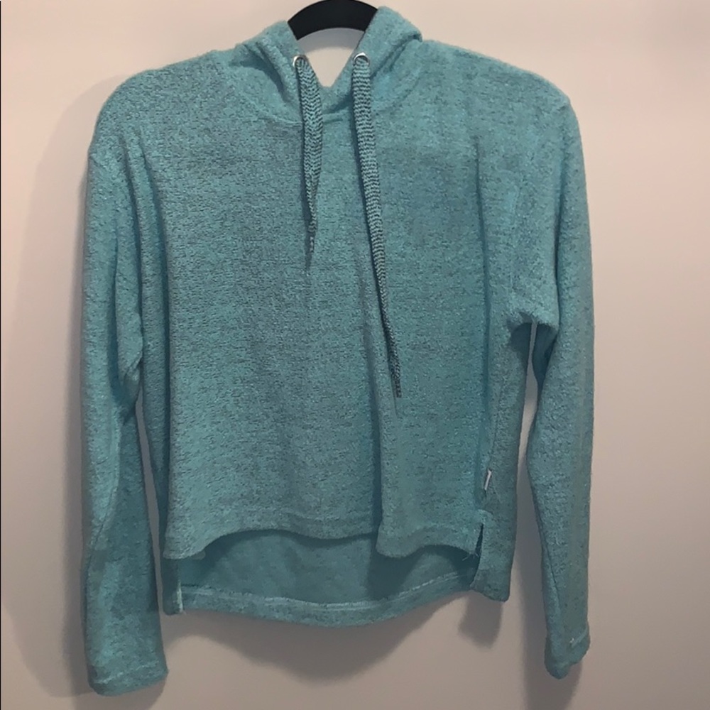 Sweater/long sleeve shirt